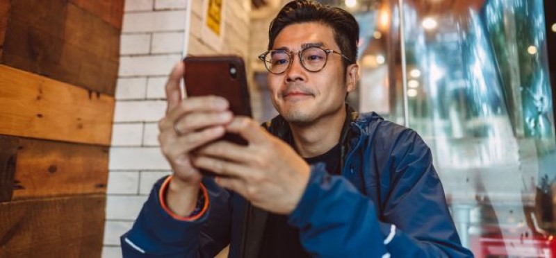 A guy texting